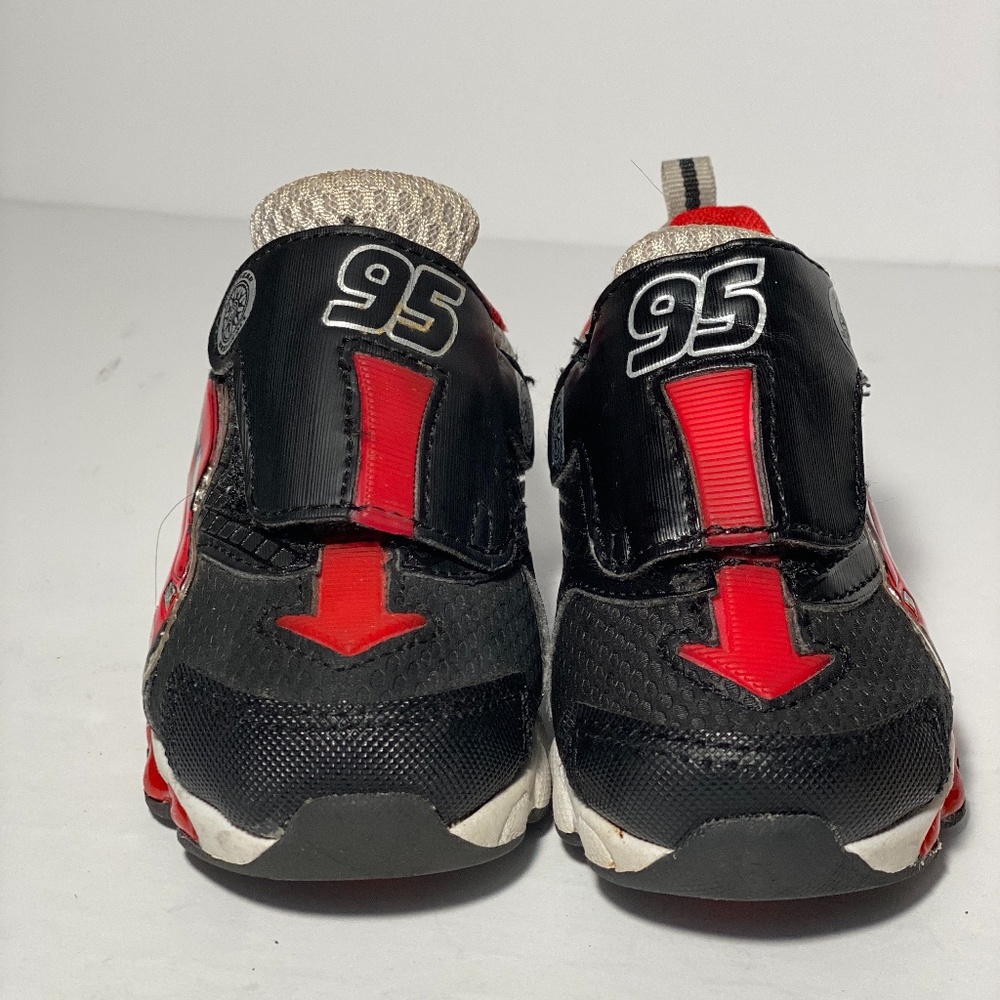 boys lighting Mcqueen shoes